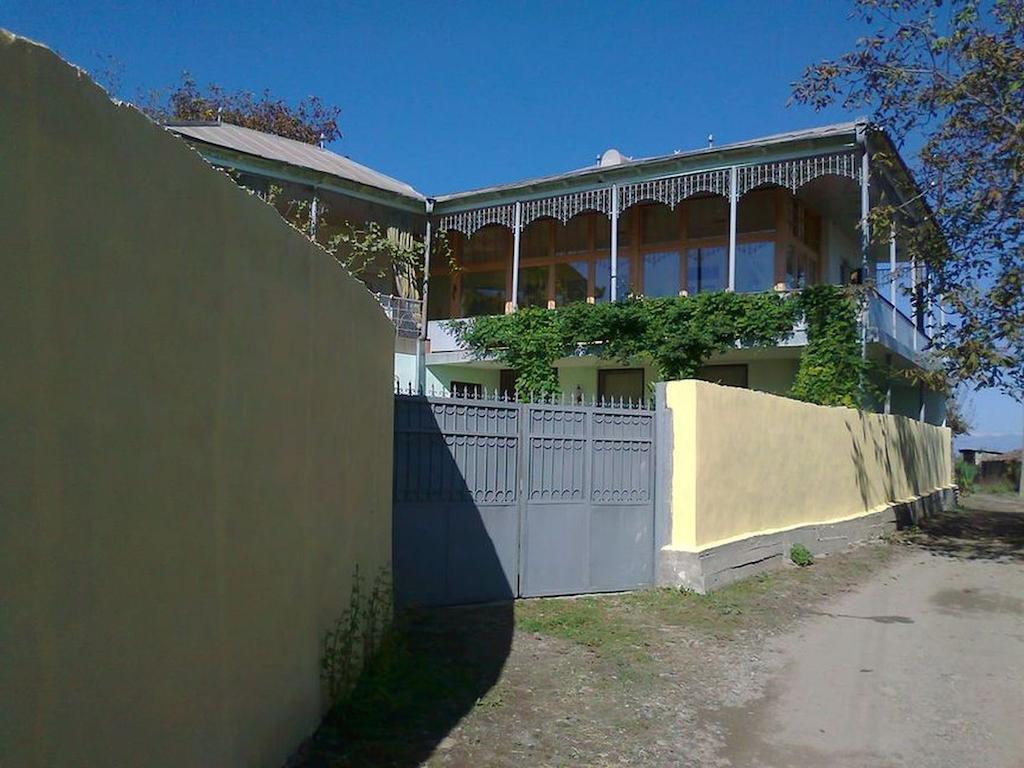 سينغناغي Villa Kursa المظهر الخارجي الصورة
