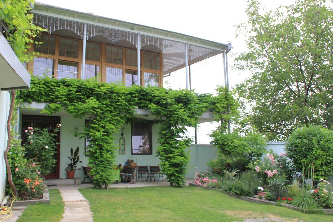 سينغناغي Villa Kursa المظهر الخارجي الصورة